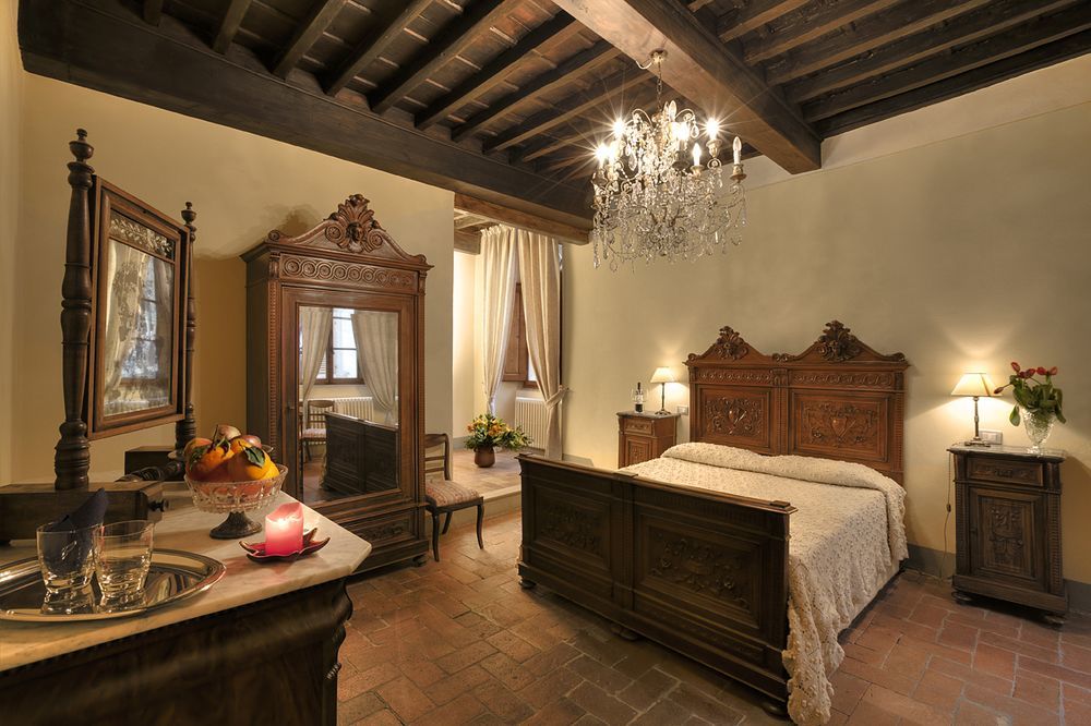 Palazzo Malaspina B&B San Donato in Poggio エクステリア 写真