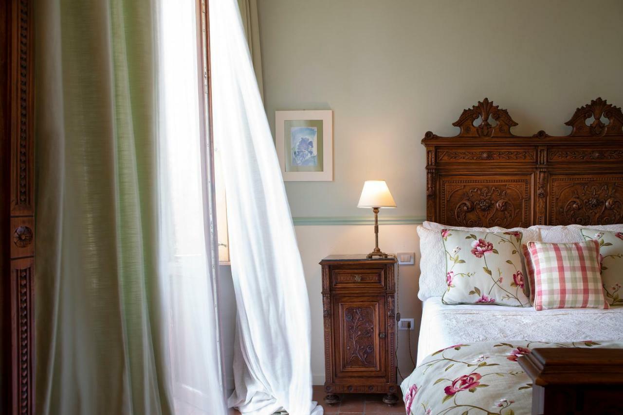 Palazzo Malaspina B&B San Donato in Poggio エクステリア 写真