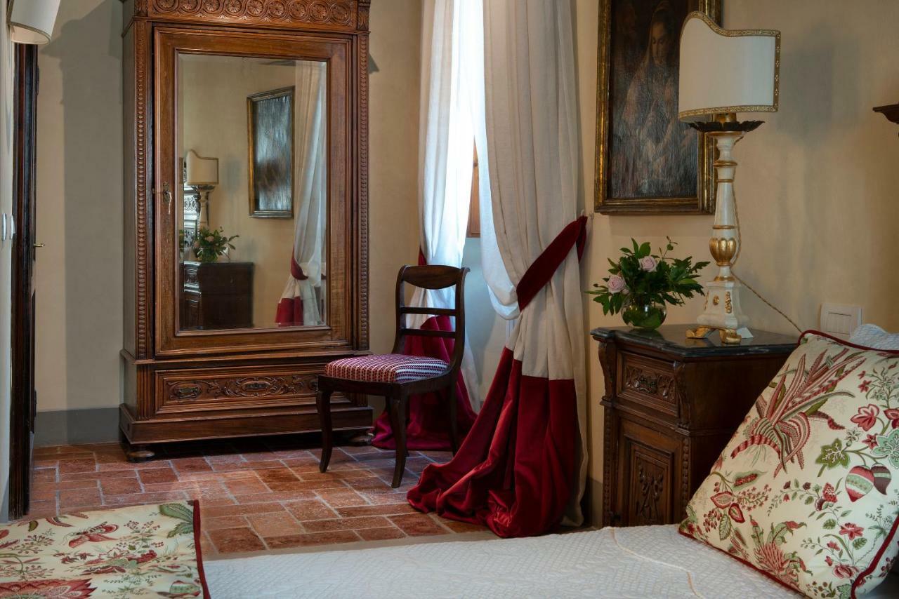 Palazzo Malaspina B&B San Donato in Poggio エクステリア 写真